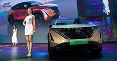 EV覇権争い、中国産車巡り世界を二分