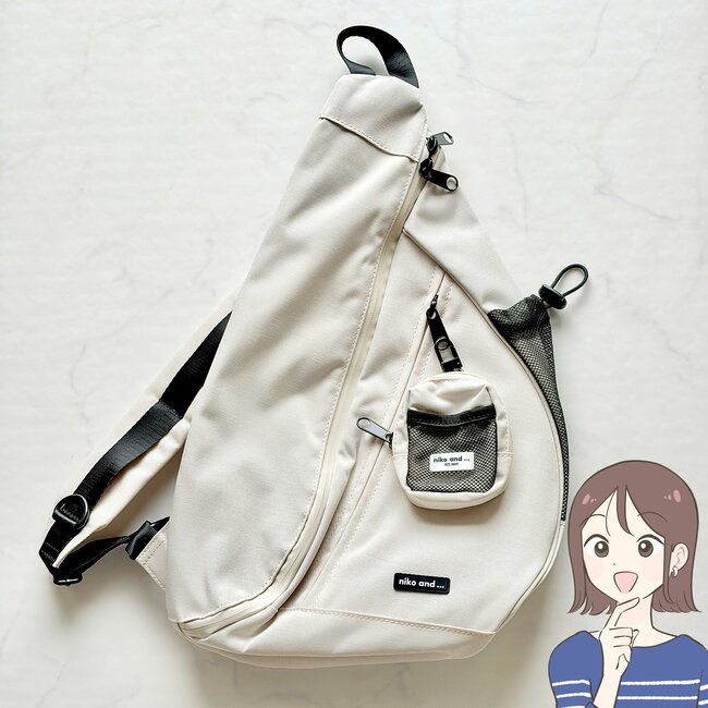 「色違いで購入しました」ニコアンドの“ポケットたくさんバッグ”肩が疲れにくくて天才！「軽い素材でデザインもいい」「体にフィットするので疲れません」