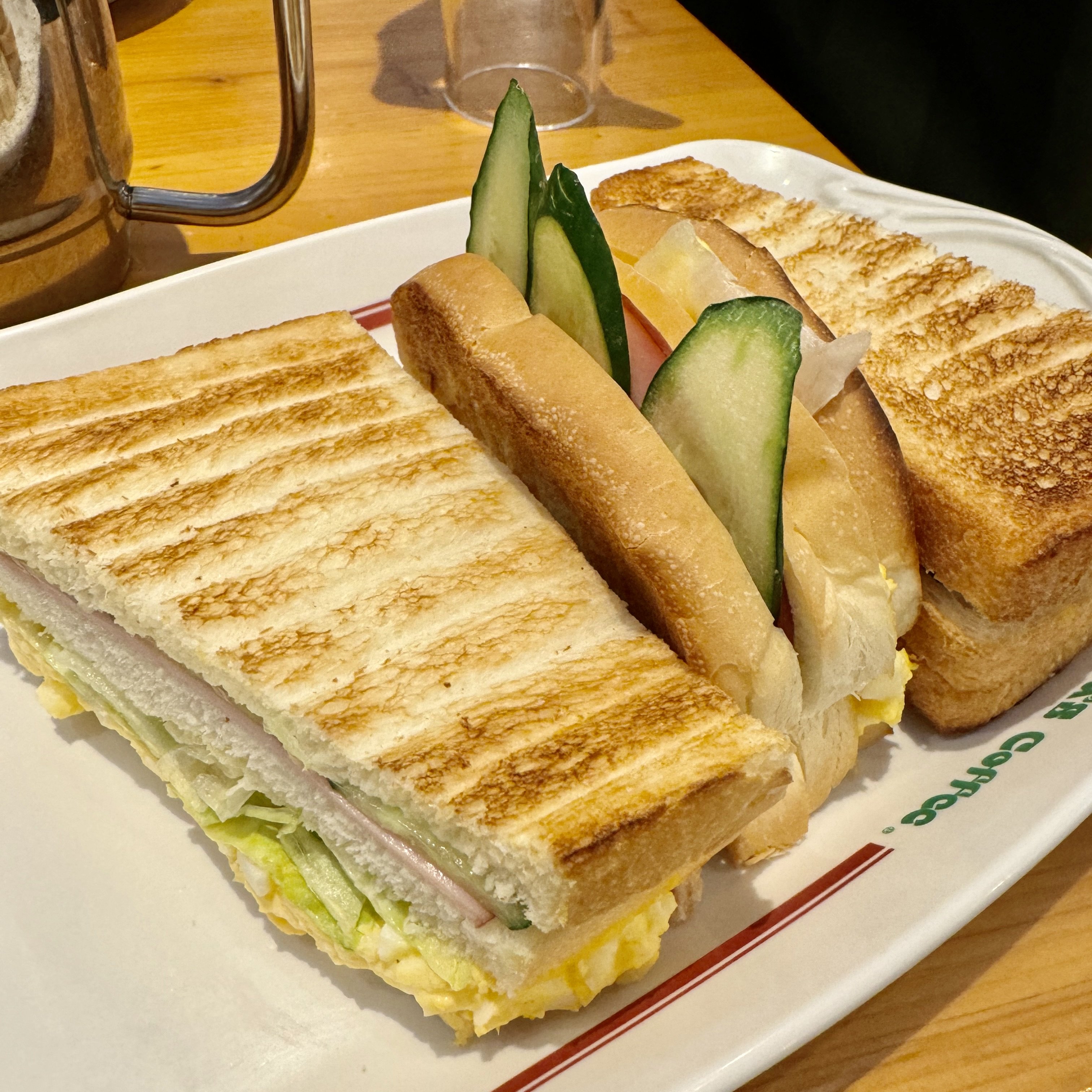 コメダさん、やってくれたな！星乃珈琲店と比べてわかった「サンドイッチ」の決定的な違い