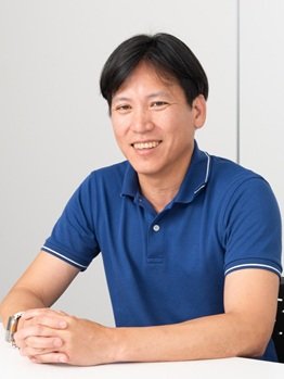 ポール・サイさん●ストラテジスト。外資系大手資産運用会社フィデリティ投信にて株式アナリストとして活躍。上海オフィスの立ち上げ、中国株調査部長、日本株調査部長を歴任し、12年以上にわたり株式調査に従事。2017年に独立し、40代でFIRE（経済的自立と早期リタイア）を達成。現在は、不動産投資と米国株式を中心に運用しながら、メルマガ「ポール・サイの米国株＆世界の株に投資しよう!」