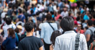 満員電車や会議室で「息苦しい…」。突然パニック発作になったときの対処法とは?