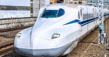 ハンガーフックの角度まで計算!?東京～新大阪6万円、JR東海「最上級個室」はグリーン車と何が違う？