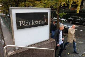 ブラックストーンの大譲歩、投資家への警告