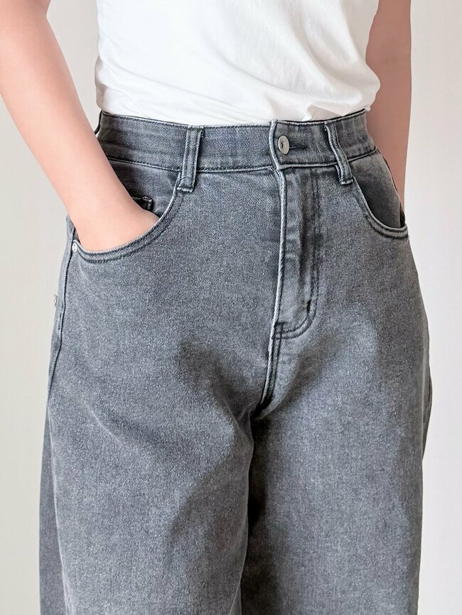 【しまむら】はくだけで美脚にみえる！2189円の「楽ちんワイドパンツ」がオールシーズン着回せてコスパ抜群！《購入レビュー》