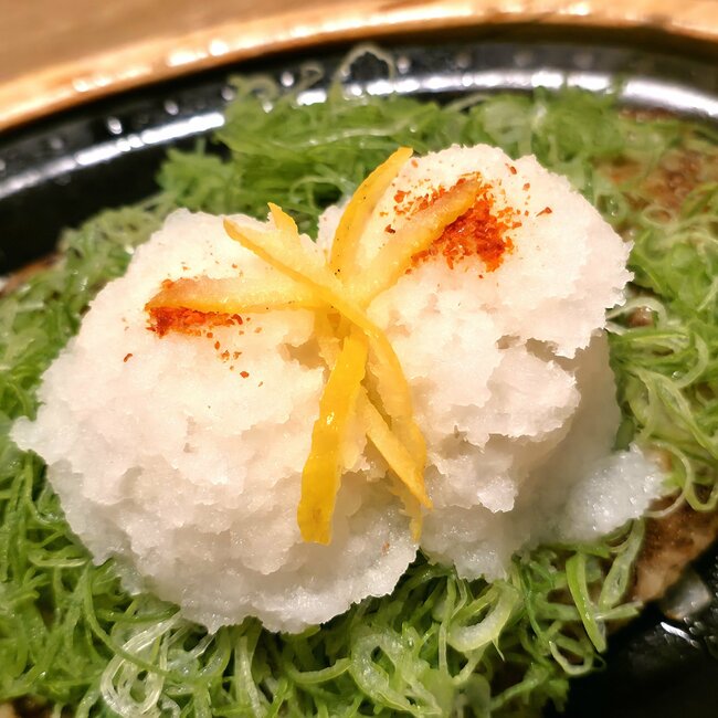 ほぼ一面“ねぎ”なんだけど！びっくりドンキーの知る人ぞ知るメニュー「ねぎまみれハンバーグ」がヤバい！ねぎにハンバーグが埋まっちゃってるよ…！