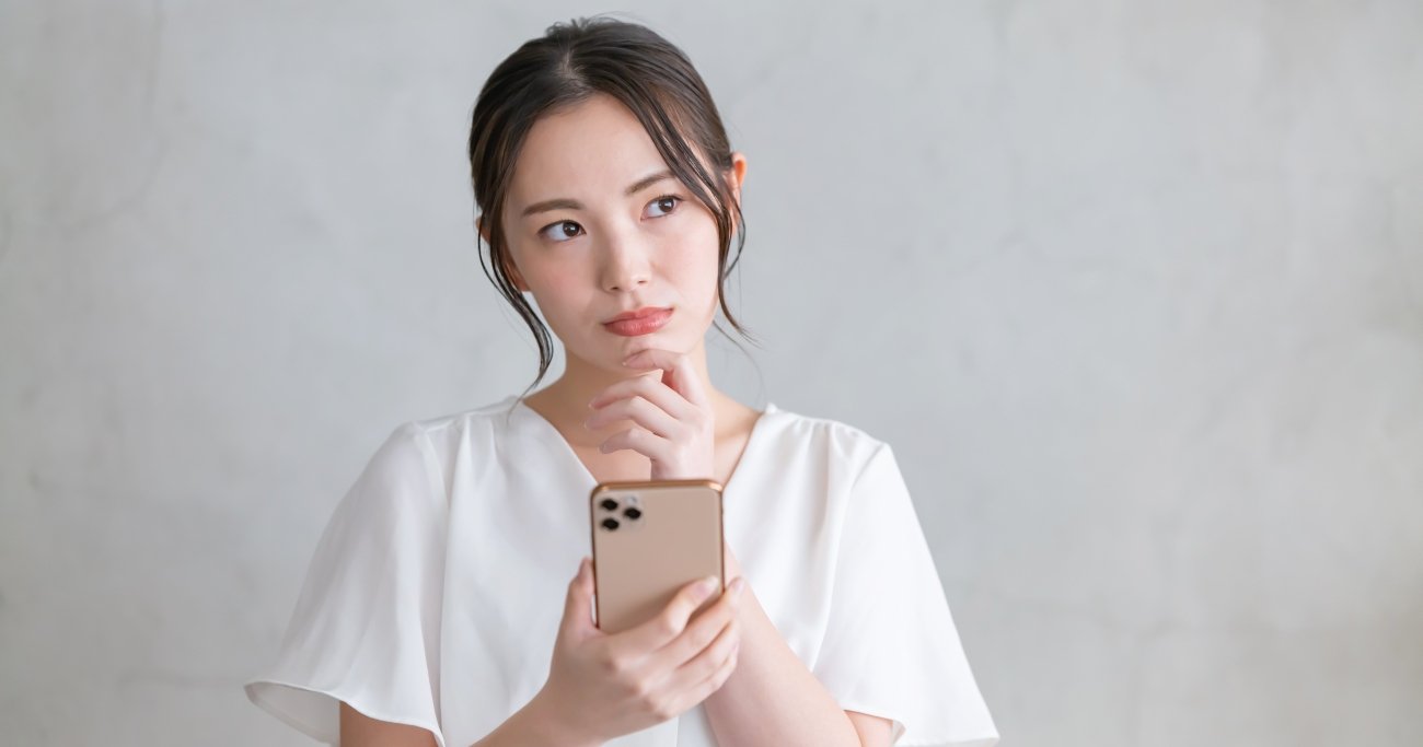 【精神科医が教える】SNSを見るほど不幸になる人の共通点・ワースト4 - 精神科医Tomyが教える 1秒で不安が吹き飛ぶ言葉