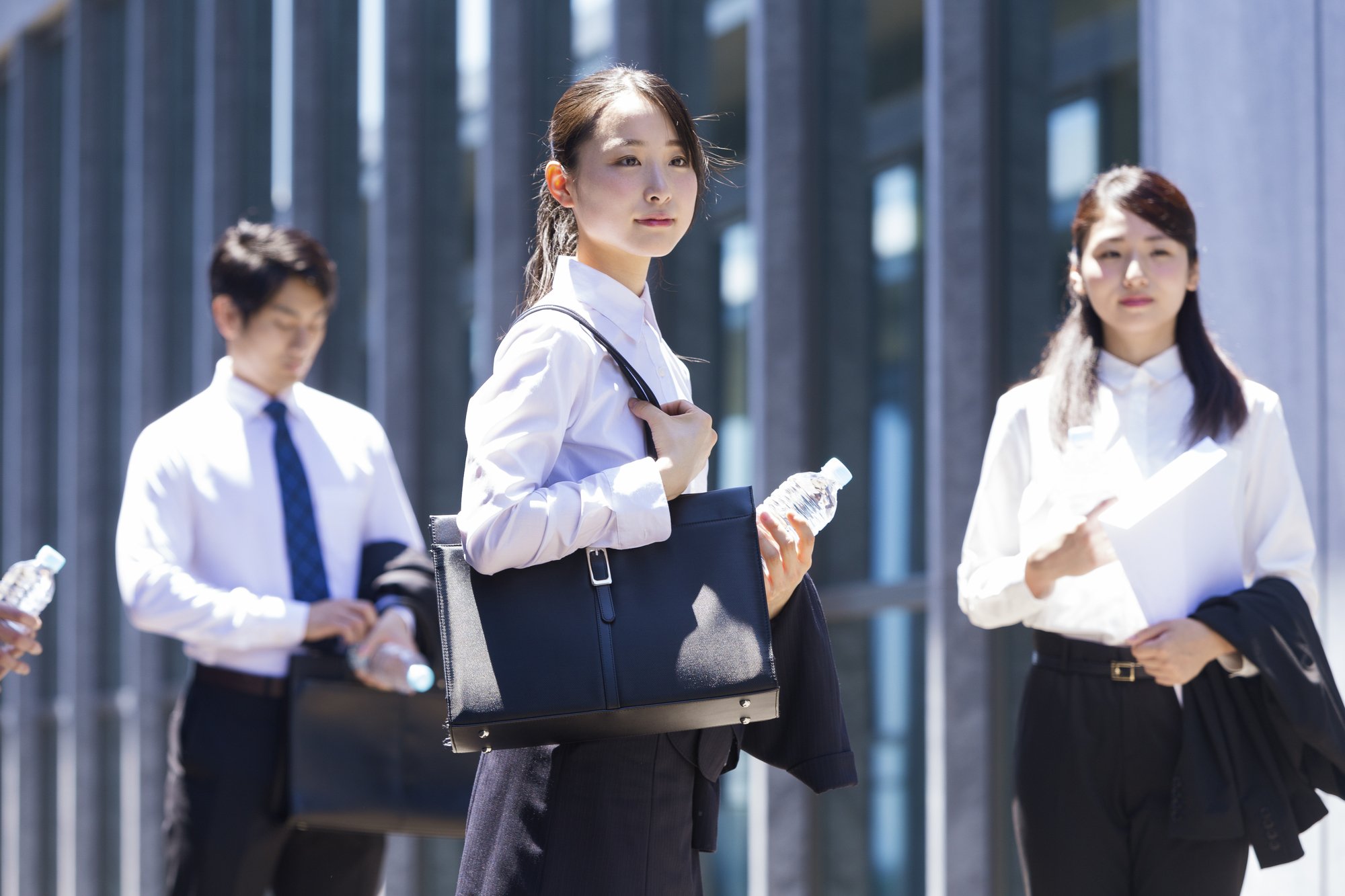 就活時間はなぜ減った?就活費用はなぜ増えた?25年卒就活生の意外な傾向を紐解く