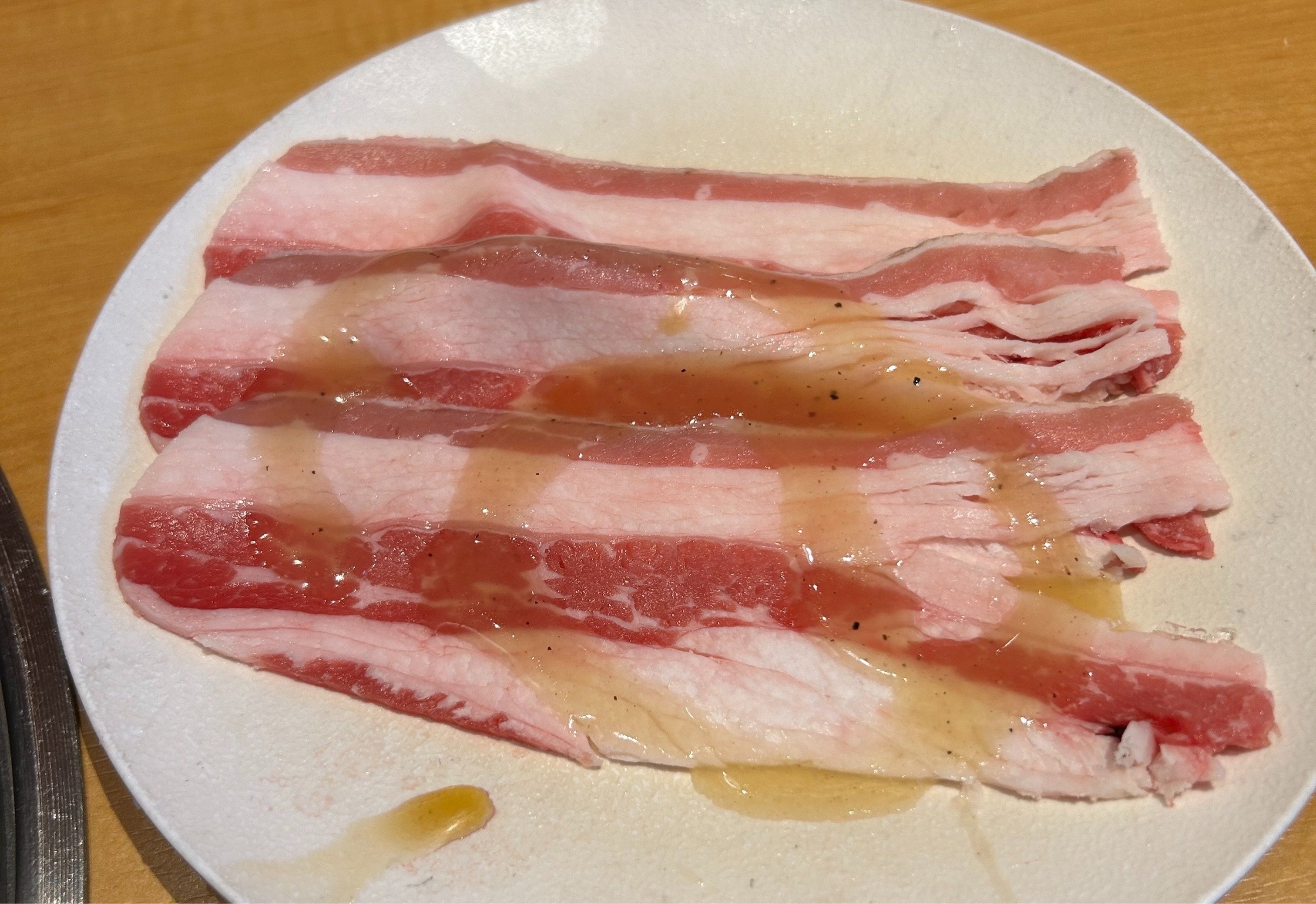 焼肉倒産ラッシュでも独り勝ち！牛角でも安楽亭でもない「人気チェーン店」の名前