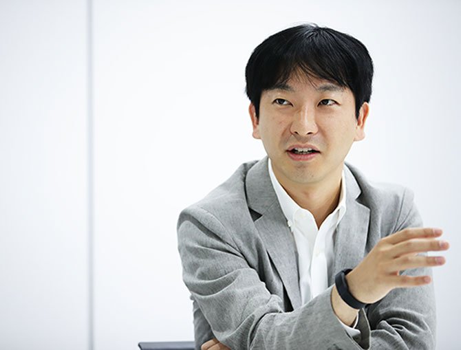 コロナ危機でも、人に会うことが付加価値を生み出す<br />朝倉祐介×奥野一成「教養としての投資」対談(前編)