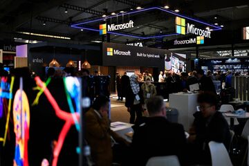 マイクロソフト、ゲーム大手買収で暗雲も業績好調
