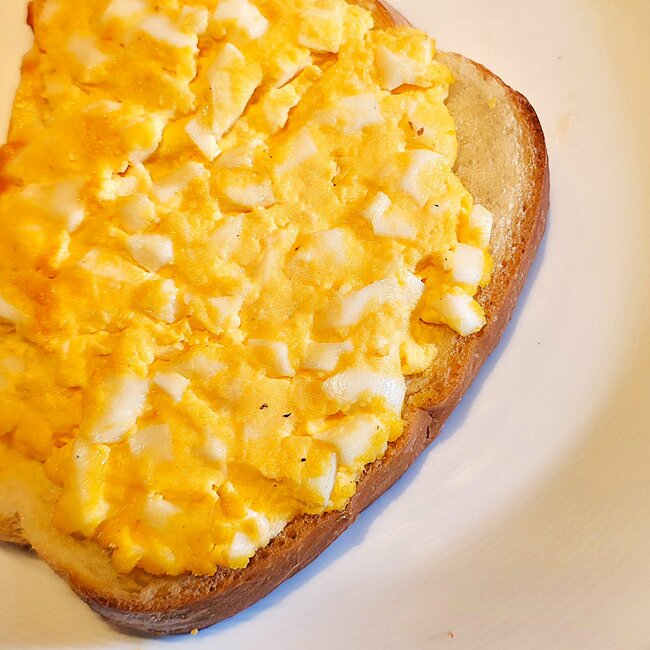 「想像の2倍の量がでてきた」「胃袋ぱんぱん」コメダ珈琲の“わんぱくすぎるメニュー”ボリューム感がエグすぎる！「欲望を具現化した969kcal」