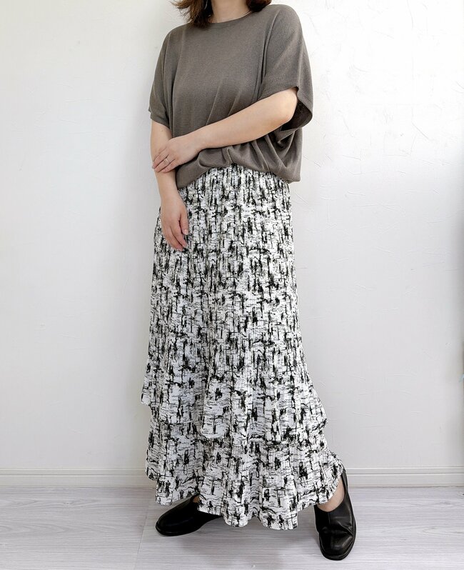 無印良品さん、ありがとう!着るだけで“細見えするアイテム”に感動…!「体型を拾わないので中年にはありがたい」「太っている私ですが着痩せして見えます」《購入レビュー》