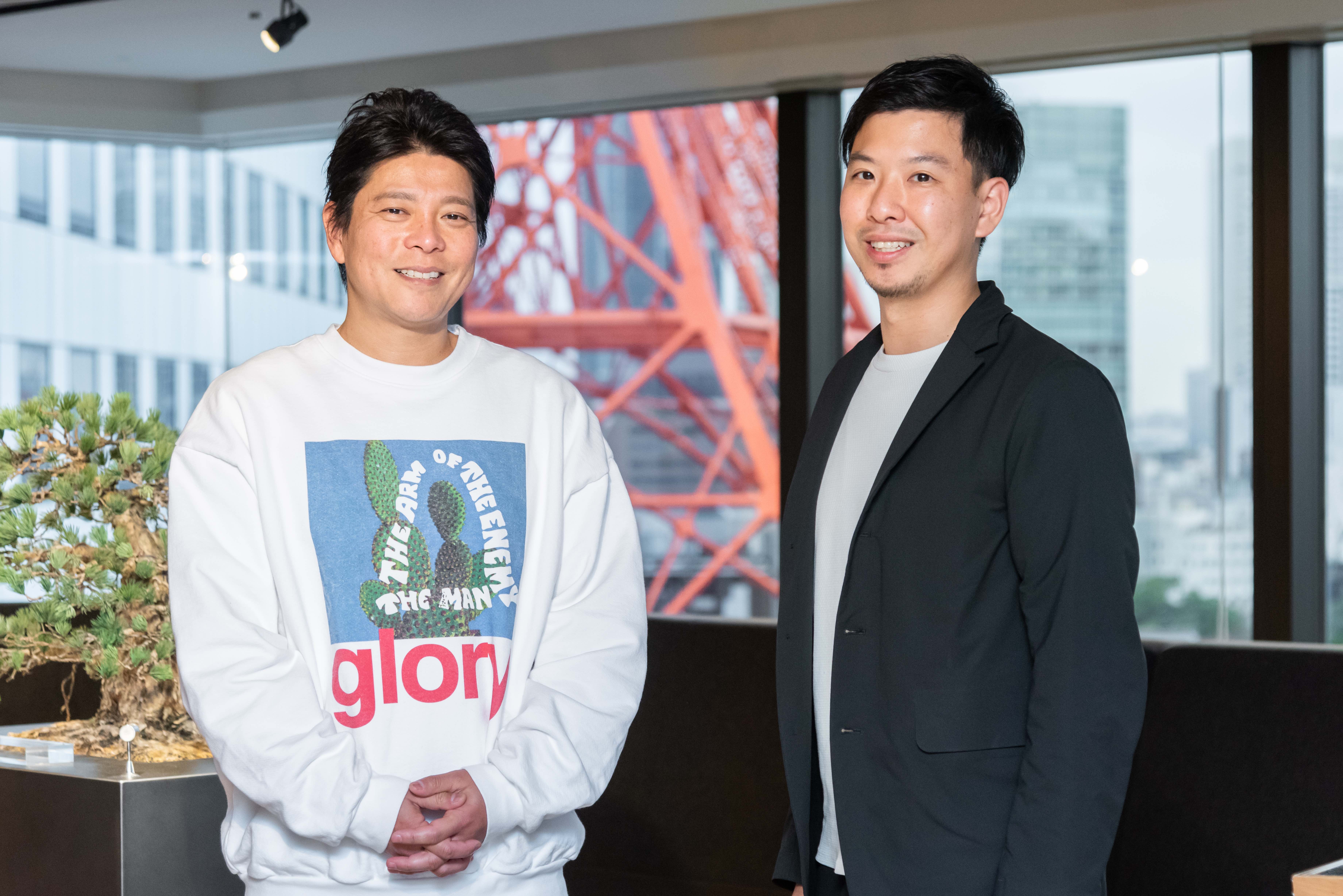 写真左からSHIFT代表取締役の丹下大氏、M&Aクラウド代表取締役CEOの及川厚博氏