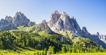 なぜ「地球のイボ」だった山が「美しい」に変わった？ 人々の常識がなめらかに変わる仕組み
