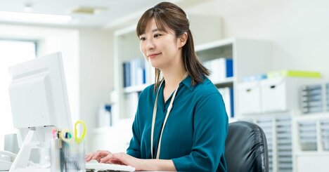 職場の感じが悪い人は「あいさつしかしない」。じゃあ、感じのいい人は？