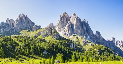 なぜ「地球のイボ」だった山が「美しい」に変わった？ 人々の常識がなめらかに変わる仕組み
