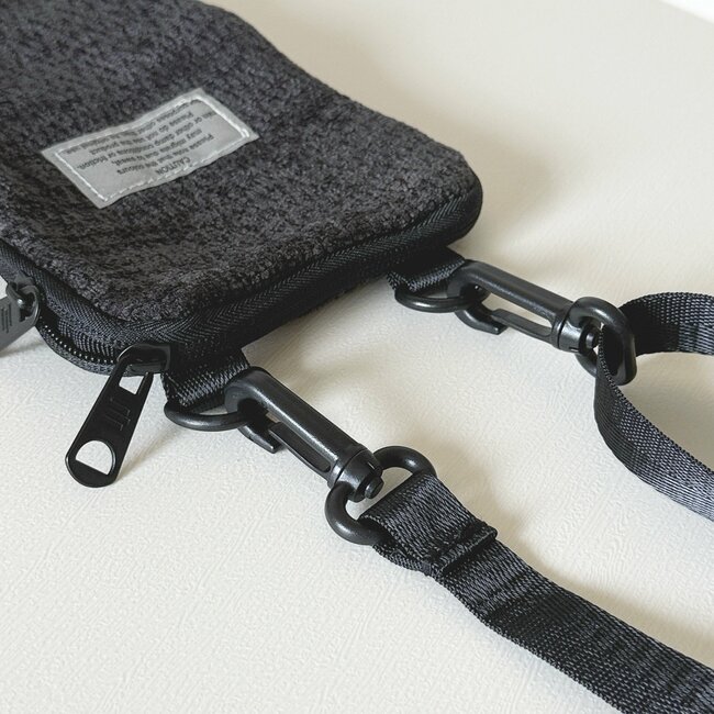 お薬手帳がすっぽり入る！3COINSの「もこもこショルダー」近場のお出かけにサッと持ち歩けて便利！《購入レビュー》