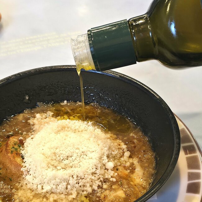 「鍋で欲しいくらいうまい」サイゼリヤの“300円メニュー”コスパ良すぎて毎回頼んじゃう!「あと5皿いけるレベルで好き」「愛してやまない」