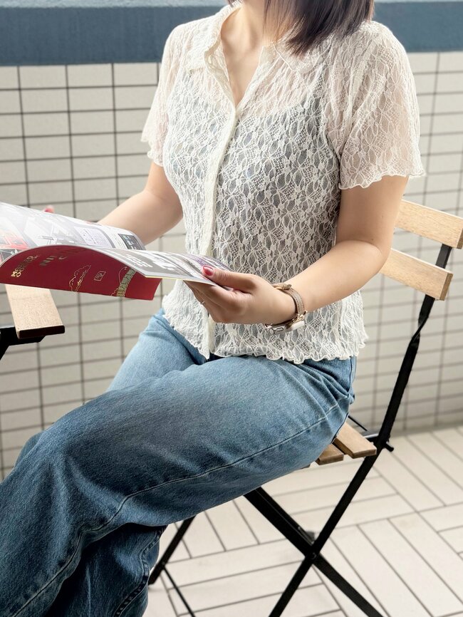 「気に入って2色買い」グローバルワークの“着回しトップス”1枚で旬コーデが完成します！「一目惚れして即購入」「とても上品」