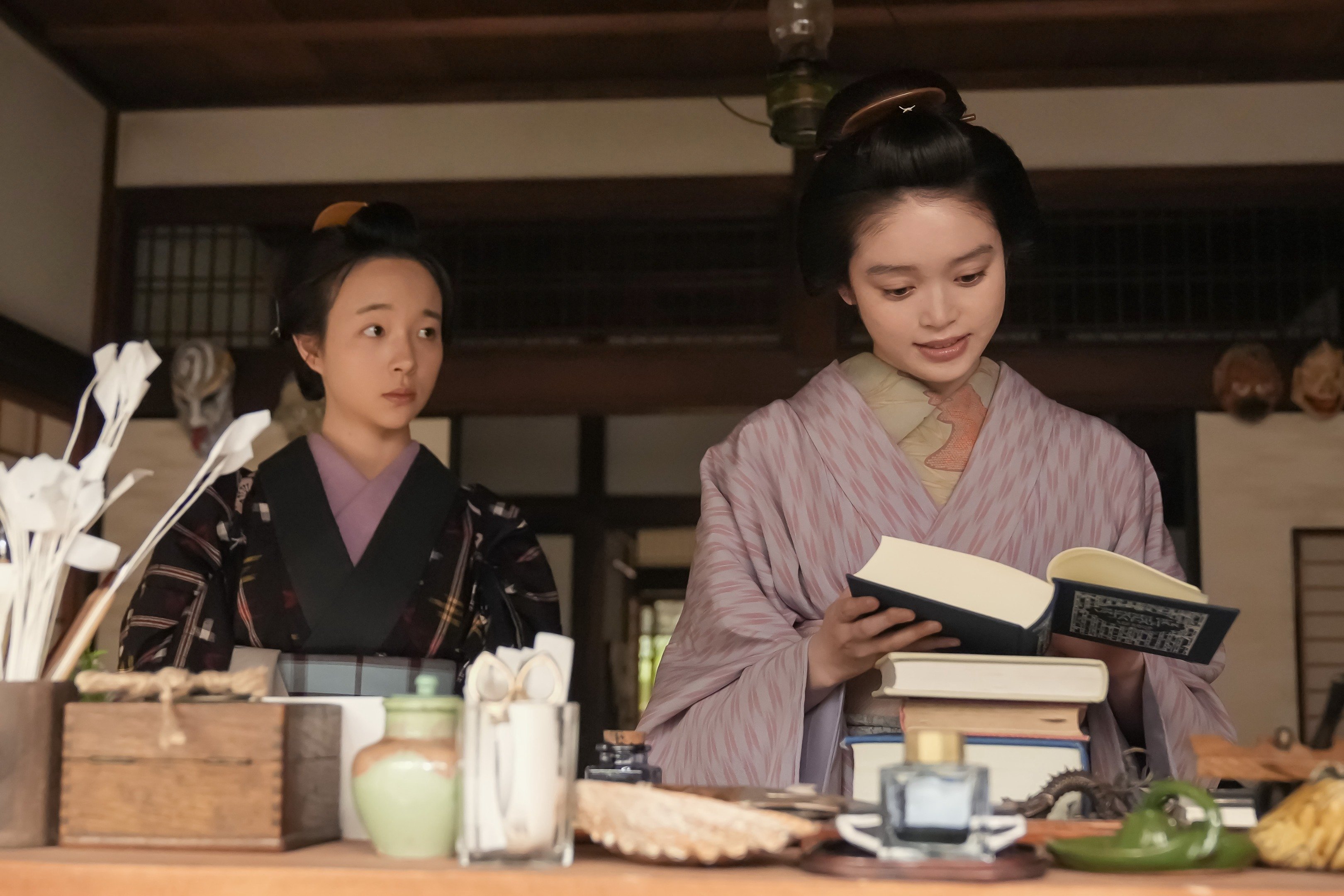 「日本では『大根役者』って言うんだよ」 トミー・バストウの舞台裏を蓮佛美沙子が暴露〈ばけばけ第109回〉