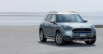 MINIがデカくて何が悪い!広々カントリーマンの「少しだけ惜しい」ポイントとは?【試乗記】