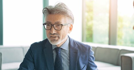 部下がついてくる上司は「俺がやってた頃は」と言わない。では、どう言う？