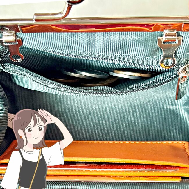 普通の財布に戻れないかも…！ニコアンドの“手ぶらで持てるミニ財布”カードが65枚も入って便利！「ちょうどいい大きさ」「使いやすく大満足です！」《購入レビュー》