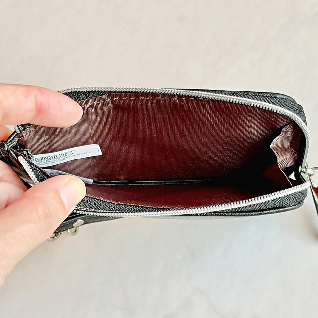普通の財布に戻れないかも…！しまむら×スヌーピーの「ミニ財布」サッと取り出せてお会計がスムーズ！《購入レビュー》