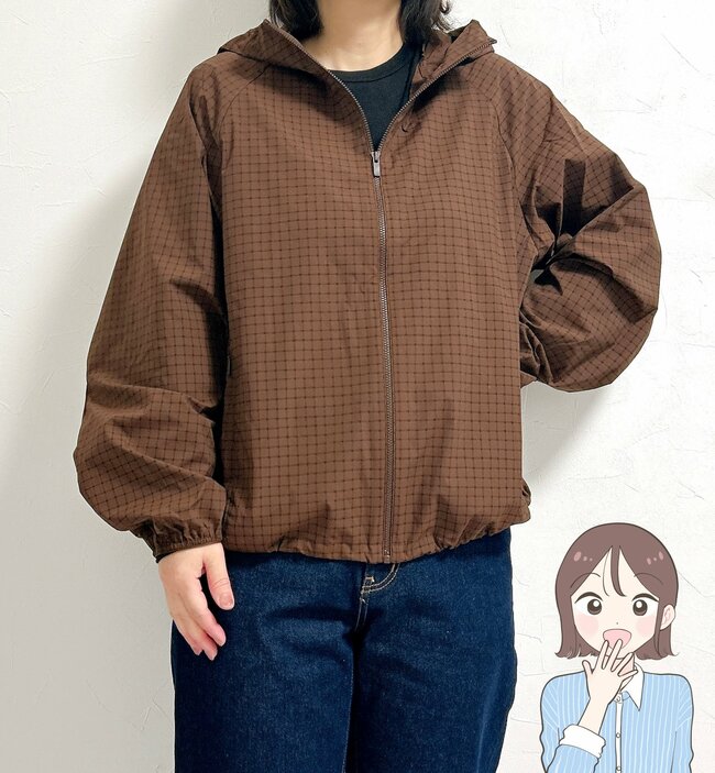 「神作だった〜！」ユニクロの“着る日焼け止め”すぽんと着るだけでカワイイ！「全大人女子に刺さります」「使えすぎる！」