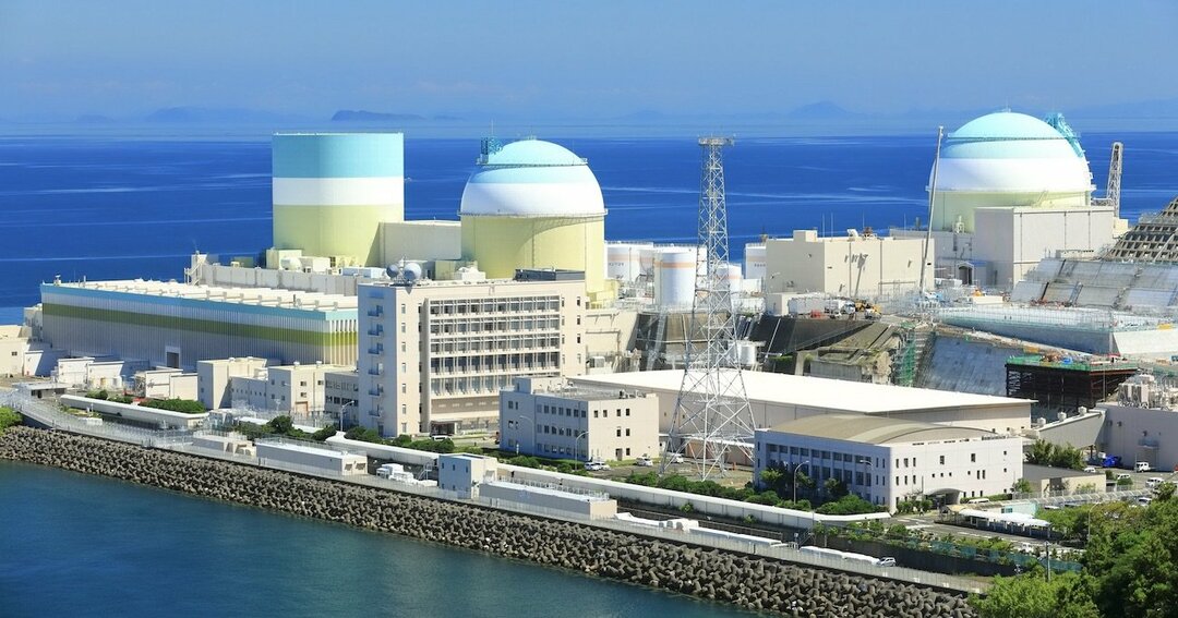 写真：中国電力・伊方原子力発電所の外観