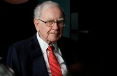バフェット氏、自社株買い250億ドルの正当性強調