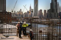 活況の米建設業界、不足する労働者