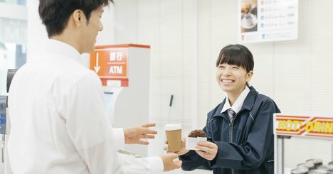 セブン・ファミマ・ローソン、コンビニ3社「採用大学」ランキング2025！2社でトップ3に入った私大2校は？