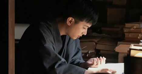 えっ、吉沢亮はこのまま退場!?ドライすぎる「友との別れ」に込めた制作意図〈ばけばけ第95回〉