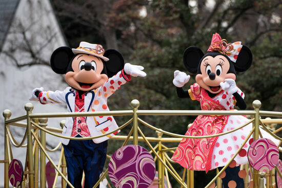 なぜ鉄道会社は「モノ言う株主」に狙われる？「東京ディズニー筆頭株主」も再び標的となるか