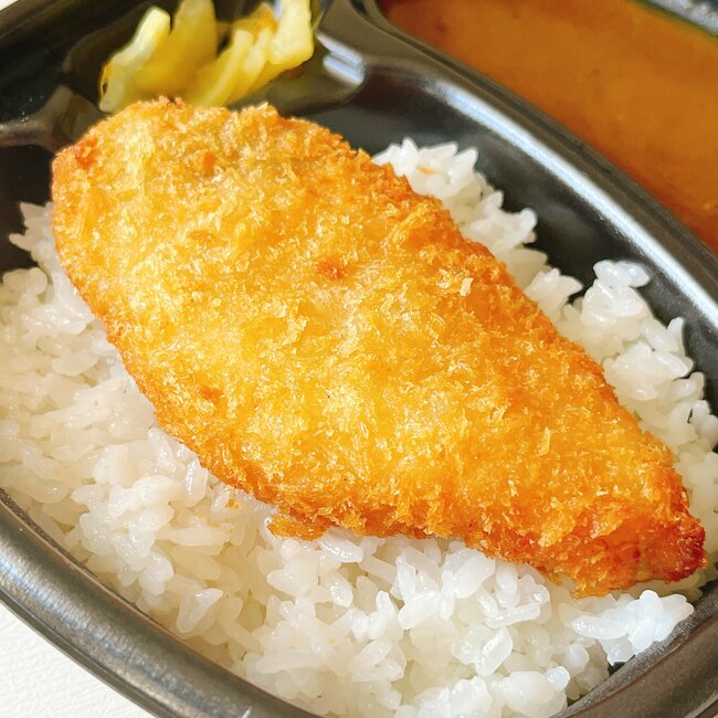 毎日食べたくなるほどお気に入り!ほっともっとの「ボリューム満点メニュー」フライがドーンと大きくて食べ応えスゴい…!