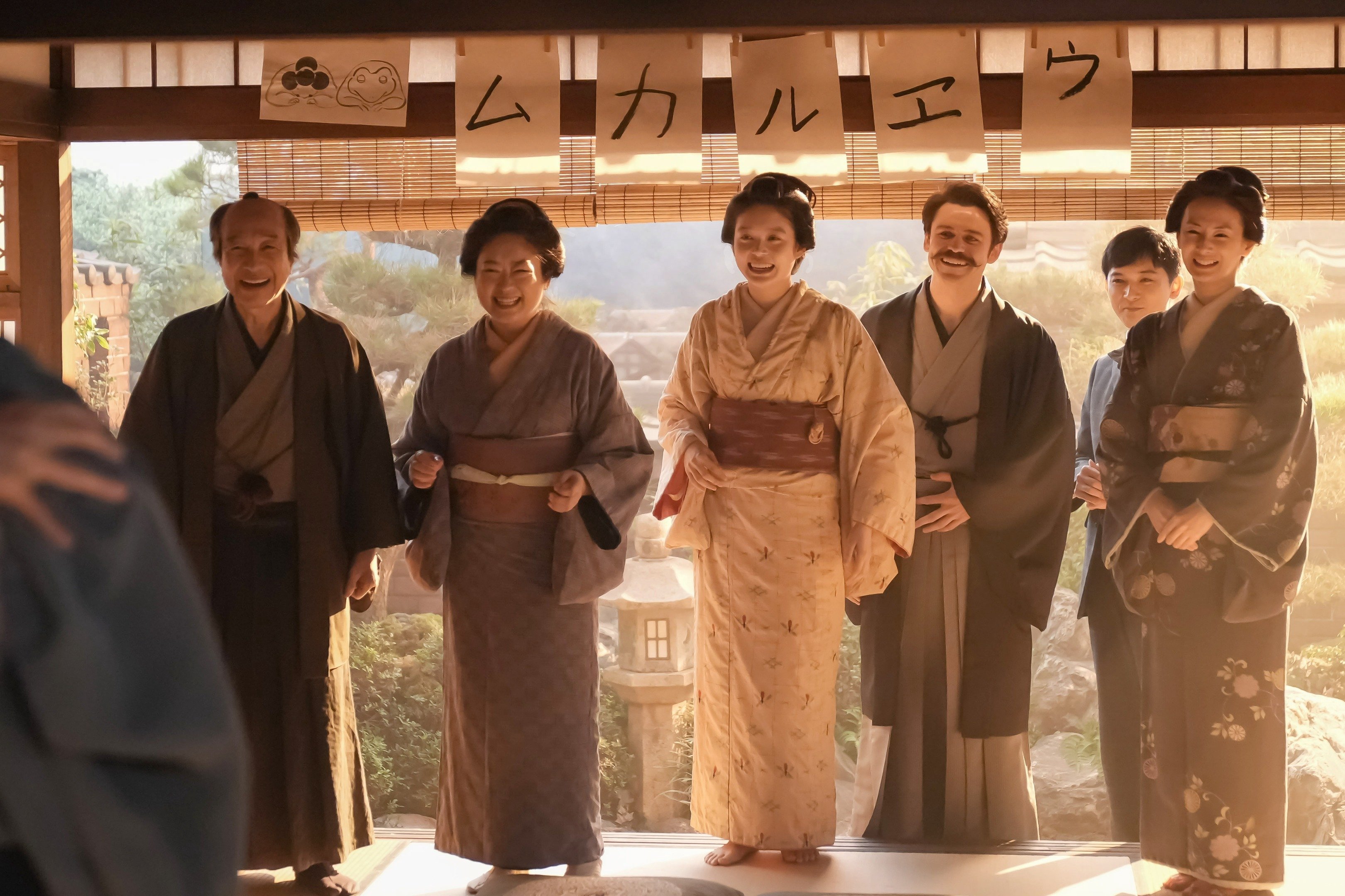 台本になかった「板垣李光人の涙」ふと顔を上げると北川景子も…2人で流した“親子の呪縛”撮影秘話〈ばけばけ第70回〉