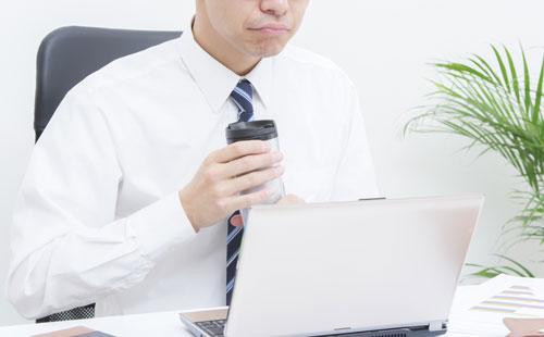 “がん=退職”ではない時代の到来、テルモの「がん就労支援制度」