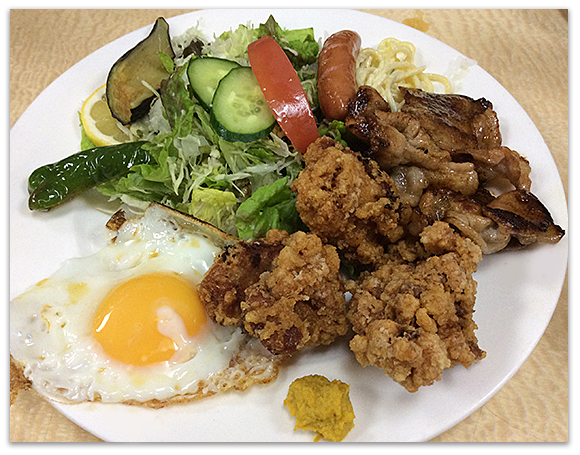 大岡山「メニューが200種類の蕎麦屋」は木曜が狙い目!<br />
