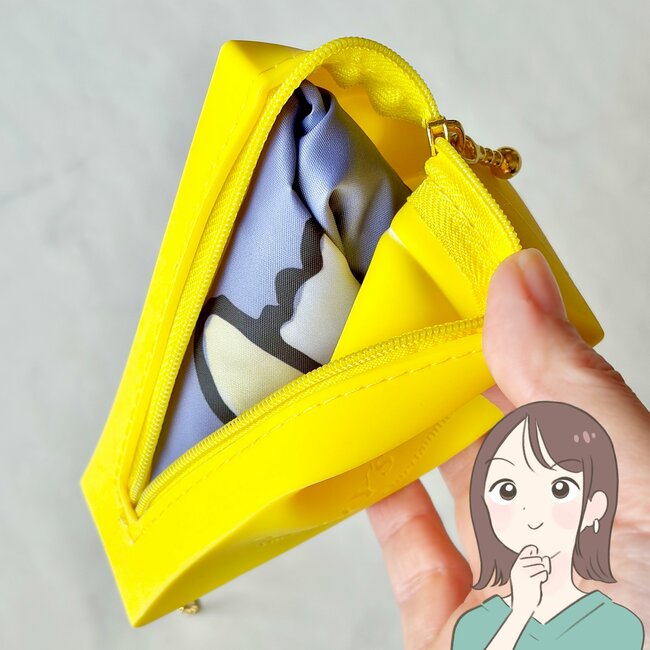 「買わずにはいられなかった」「ふつーに衝動買いしたわ」タリーズ×トムとジェリーの“チーズみたいなポーチ”エコバッグ付きで可愛すぎる…！