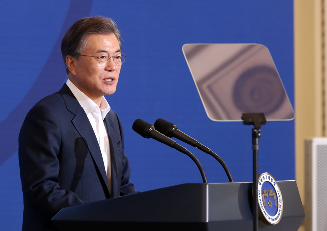 韓国文政権が目論む日米中から「いいとこ取り」政策の限界