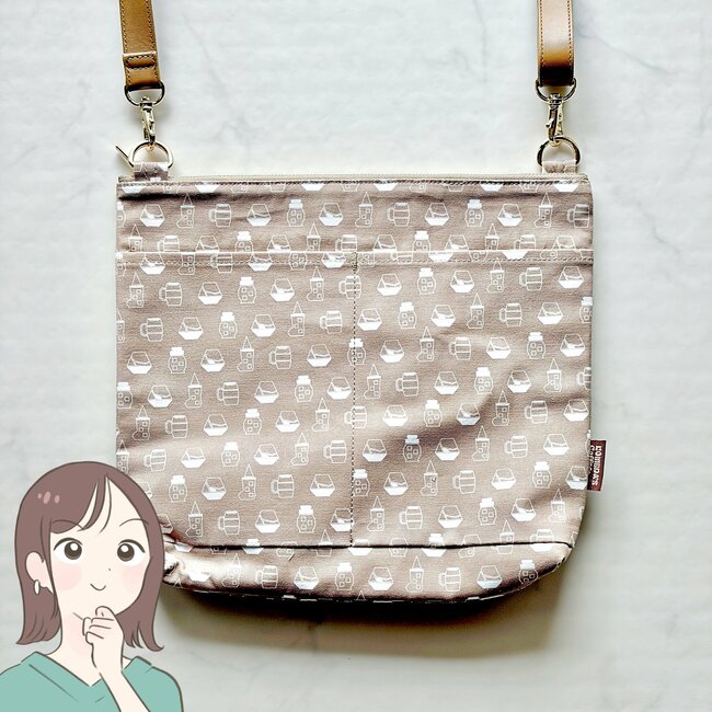 「探していたサイズ感」「すぐに2個買いました」無印良品の“ペタンコになる買い物バッグ”お肉のパックが傾かなくて便利すぎる！「いつも愛用してます」