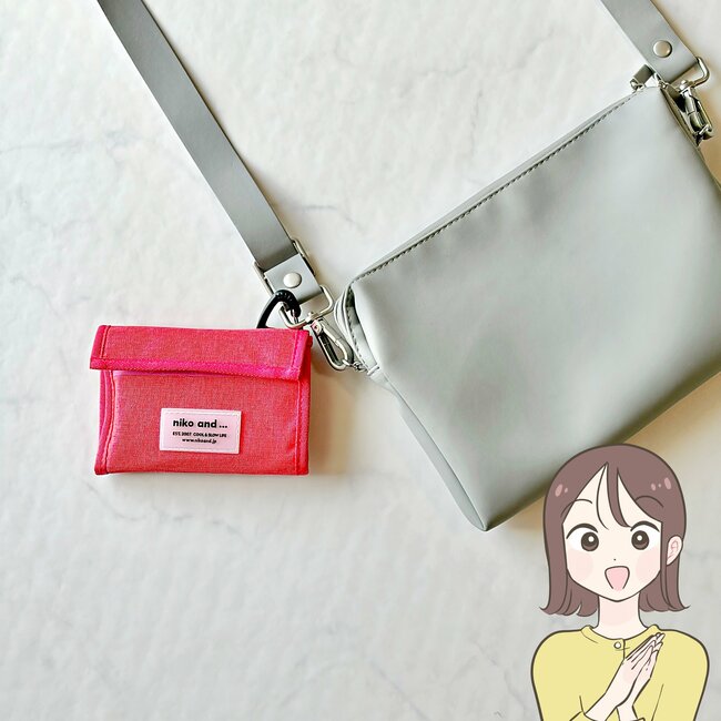 普通の財布に戻れないかも…！ニコアンドの「ナナメがけできるミニ財布」カギもカードも入って理想的すぎる！