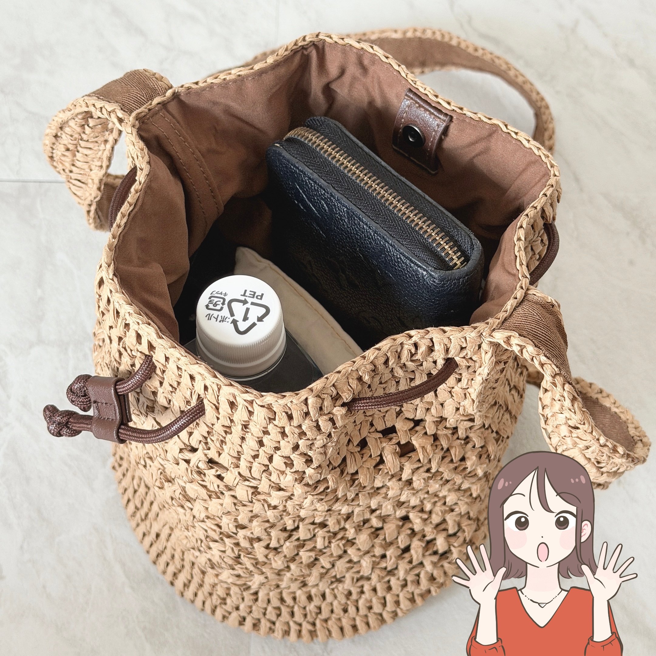 可愛すぎて毎日使っちゃう！ユニクロの「ざっくり編みバッグ」見た目以上の収納力で大助かり！《使用レビュー》