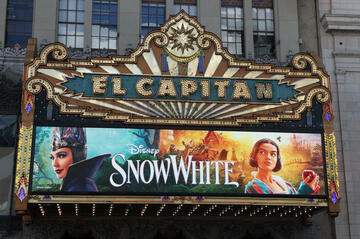 ディズニー実写版「白雪姫」、ほぼ全員の怒り買う