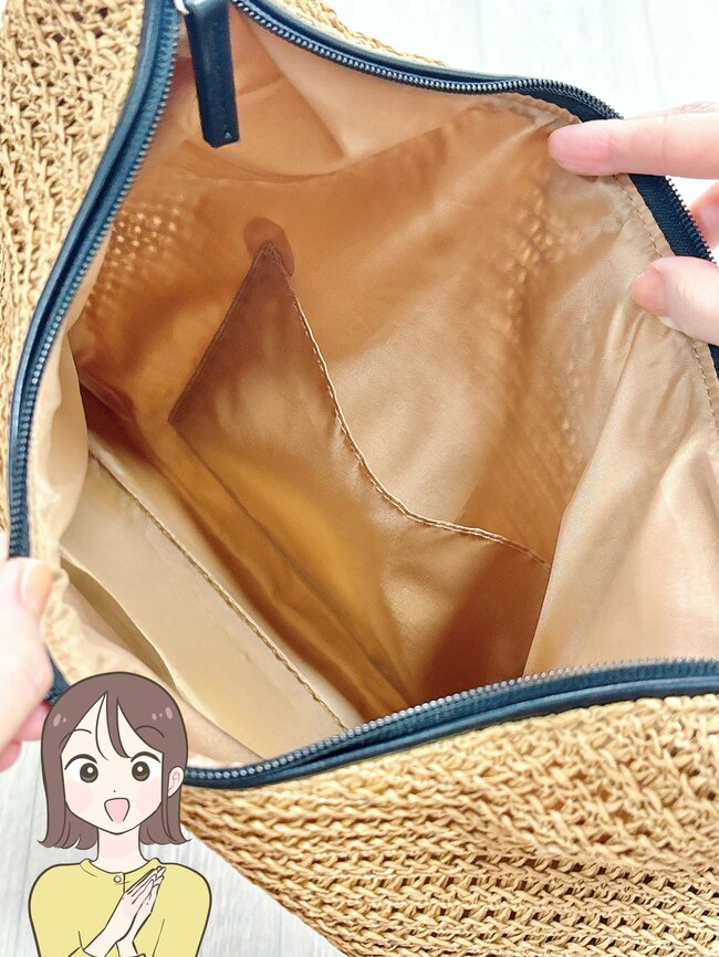 「高見え商品です」「荷物がたくさん入る」GUの“2990円バッグが”オシャレな上に大容量！「50代でもラフすぎずに持てそう」《購入レビュー》