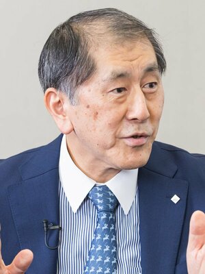 田中愛治総長