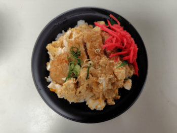 業務スーパーの「惣菜」がすごい！同業者もビックリ、安くてうまいモノを店舗で作れるワケ