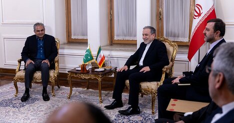 米イラン暫定合意、食い違う双方の主張