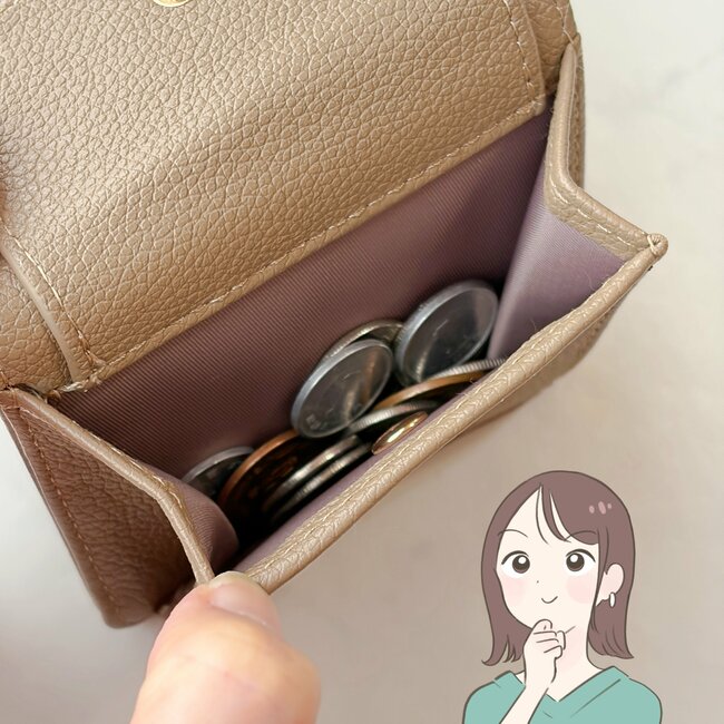 「小さい財布を探してました」「購入して正解」3COINSの“コンパクトな財布”小さめバッグにも入って優秀！「カードもお札も小銭も全て入ります」